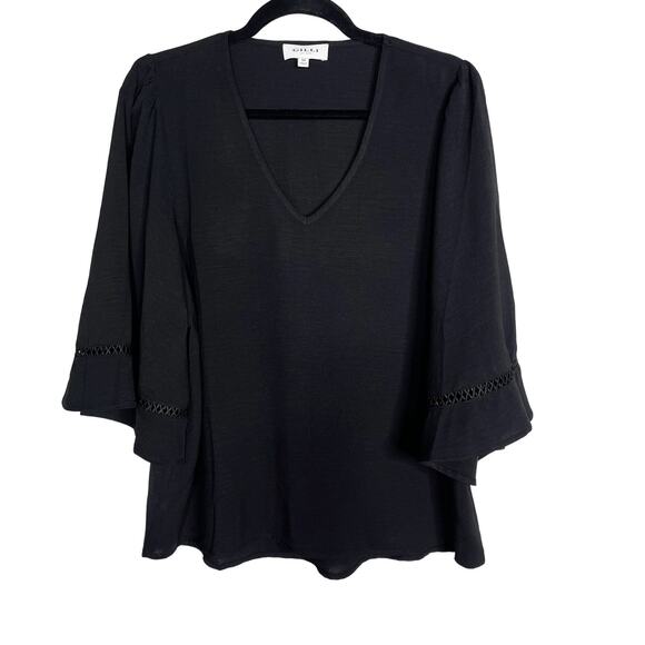 New Gilli Large Black 3/4 Bell Sleeve VNeck Blouse Top Ruffle Inset Trim Detail - Picture 1 of 8